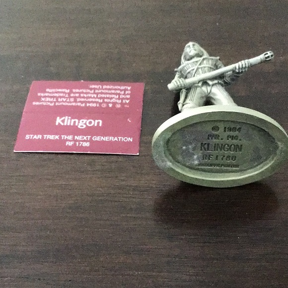 Star Trek: The Next Generation Klingon Pewter Character - Picture 5 of 5